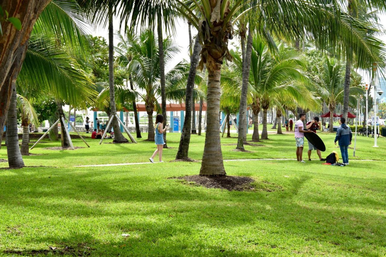 Miami Party Hostel Miami Beach Ngoại thất bức ảnh